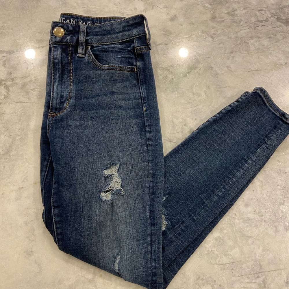 American Eagle 360 Superstretch Ripped Jeans!